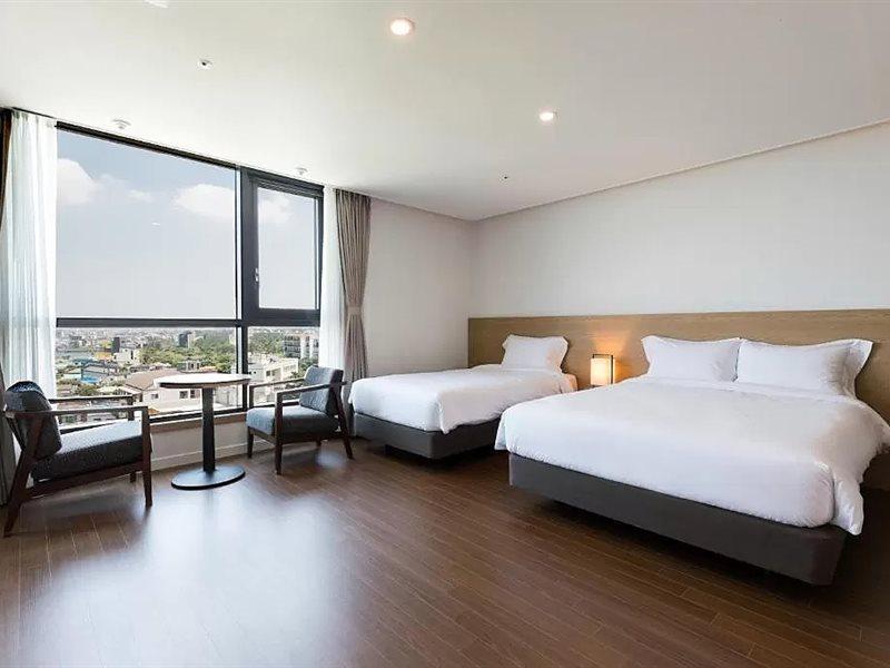 Lemain Hotel Чеджудо Экстерьер фото