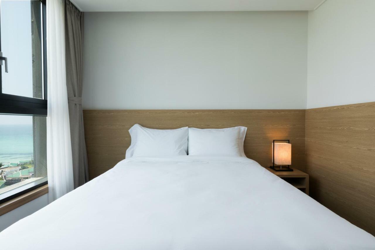 Lemain Hotel Чеджудо Экстерьер фото